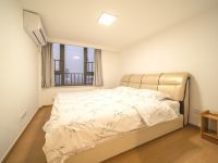 客尔国际公寓(广州西朗地铁站店) - 优享大床房