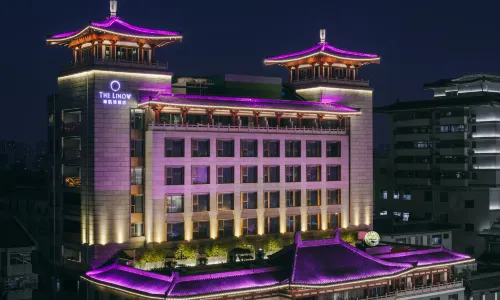 Xi'an Bell Tower Area Wanda Yi · Linkainuo Hotel