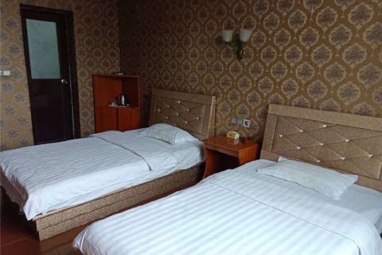 新县雨花路快捷宾馆