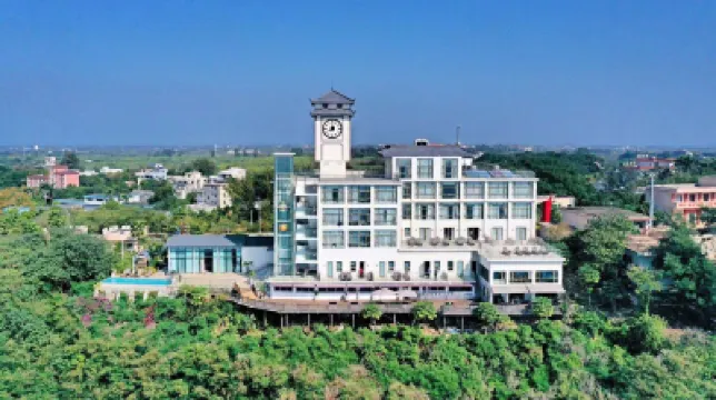 Changyun Hotel Weizhou Island Hotel berhampiran Zhuzailing