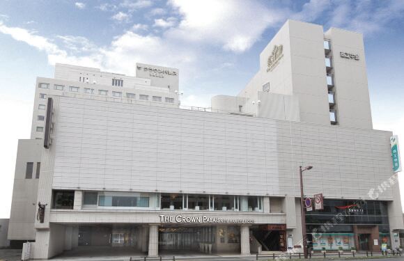 新阪急高知皇冠飯店 （2026年3月起為高知皇冠酒店）