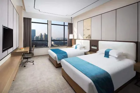 Jingshi International Hotel Отели рядом с достопримечательностью «Young Zhou Enlai Reading Site»