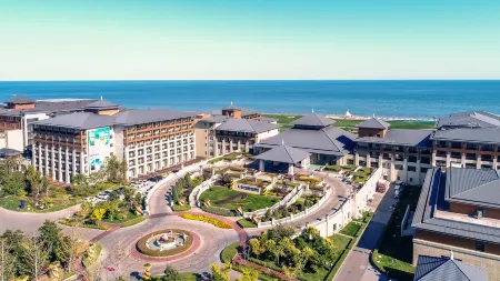 Qinhuangdao Arcadia Seaside Holiday Hotel Отели рядом с Аэропорт Бэйдайхэ
