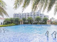 海口艾遇精品海景酒店式公寓 - 室外游泳池