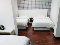 郴州希曼精选酒店 - 豪华三人间