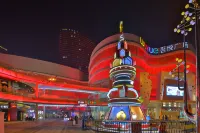 Manju Listen to the Sea Hotel (Qingdao Wuyue Square)