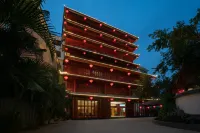 Wangfu Hot Spring Hotel - Hot Springs