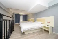Pu'er Panda E-sport Theme Hotel - Esports