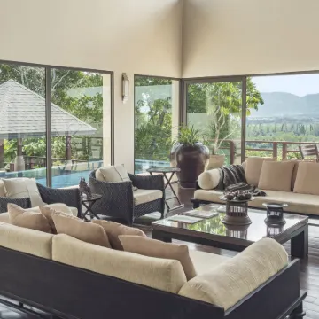 The Pavilions Phuket Hotel dekat Pantai Layan