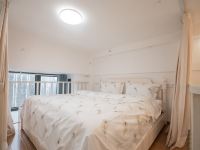 富米国际公寓(珠海奥园广场店) - loft私享双床房