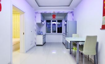 Youth Apartment (Yichun Phoenix Waterfront Store) - Housity