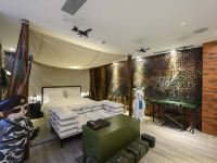 南宁莎多堡主题酒店 - 温馨一室大床房