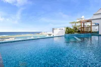 Lequ Okinawa Chatan Spa ＆ Resort