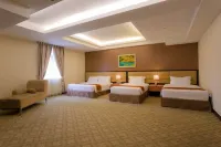 Hallmark Crown Hotel