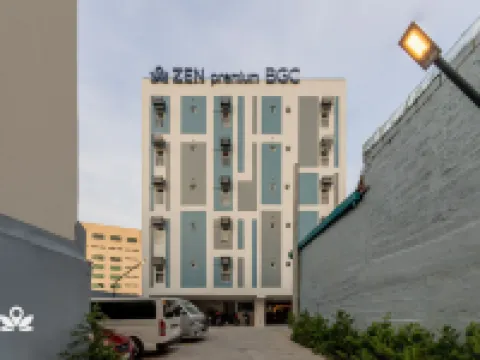 IHotel Uptown BGC โรงแรมในตากิก