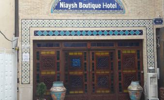 Niayesh Hotel