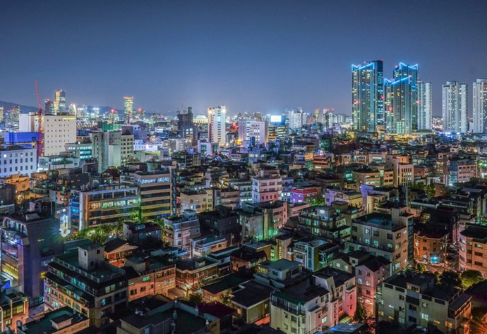 3. 머큐어 앰배서더..