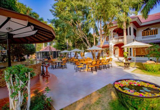 Golden Country HotelOver view