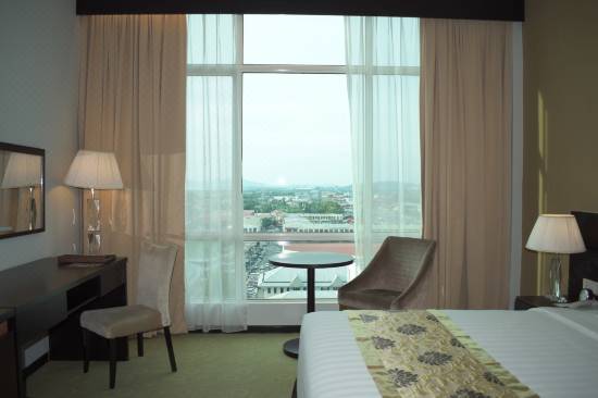 Pan Borneo Hotel Kota Kinabalu Hotel Berbintang 4 Di Putatan