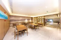 JI Hotel (Guiyang Jiaxiu Tower Minsheng Road Delicious Street) - พร้อมอาหารเช้า