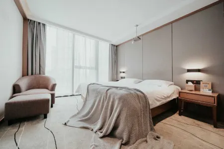 Feiman Movie E-sports Light Luxury Hotel (Huzhou City Center) Отели в г. Хучжоу