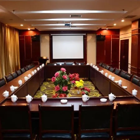 Wanshui Qianshan Hotel