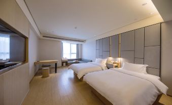 Ji Hotel (Jiaxing Wanda Plaza)