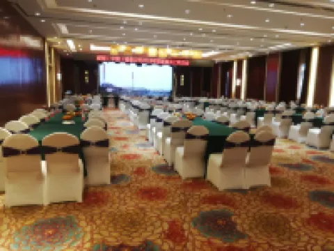 Vienna Classic Hotel (Fuquan Sajin North Road) Hotels in Fuquan