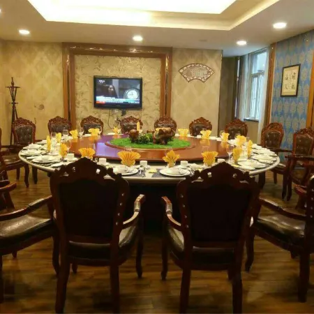 Phoenix Hotel