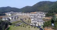 Tanxiang Shanzhuang Holiday Hotel Hotels near Xiufeng Temple