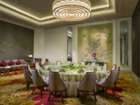 西寧新華聯ソフィテルホテル 西寧のホテル