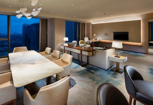 4. 힐튼 취안저우 ..