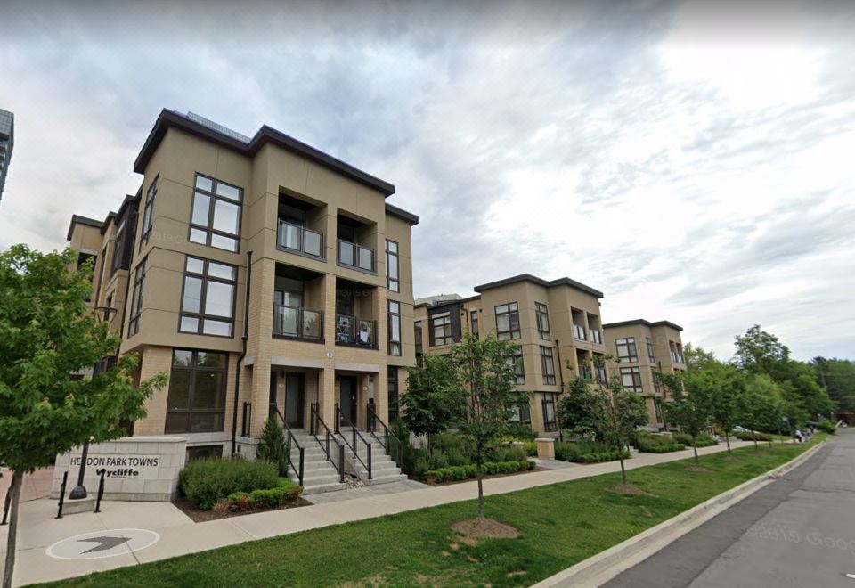 2Br Sweet TH w/parking