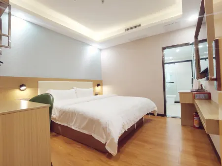 Guangzhou Longjin Hotel (Ximenkou Subway Station, Shangxiajiu Pedestrian Street)