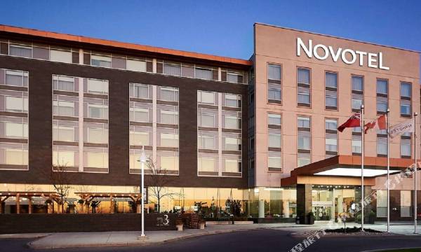 Novotel Toronto Vaughan