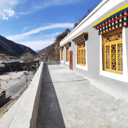 Markang Jimuxi Viewing Pavilion B&B