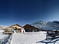 Rongqi Hotel Hotels in Luding