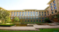Yunhai Jinyuan Hotel Hotel dekat Henan University of Urban Construction (Zhanhe South Road)