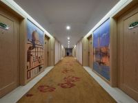 维也纳国际酒店(西安航天长安路店) - 豪华亲子双床房