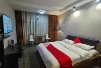 Xiaojia Biyu Business Hotel