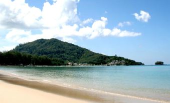 Airport Beach Hotel Phuket