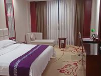 柏恒酒店(金华开发区店) - 怡和大床房