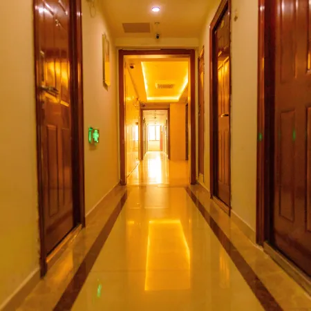 Cixi Jiahao Hotel (Hangzhou Bay Century City)