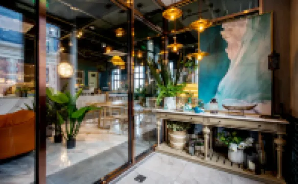 大連不侗桃李民宿（威尼斯水城店）