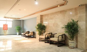 Yunduo Hotel (Xingguo General Garden Store)