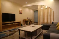 Huaning Renhe Hotel