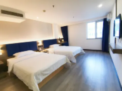 7 Days Premium Hotel (Beijing Sanlitun Taikoo Li Tuanjiehu Subway Station Store)