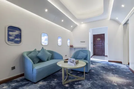 Haishe Holiday Hotel (Shenzhen Jiaochangwei)