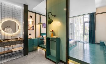 Tingting Guesthouse(Xi an Sajinqiao Subway Station)
