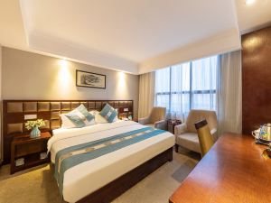 Freedom Hotel (Yichang Binjiang Wanda Tourist Center)